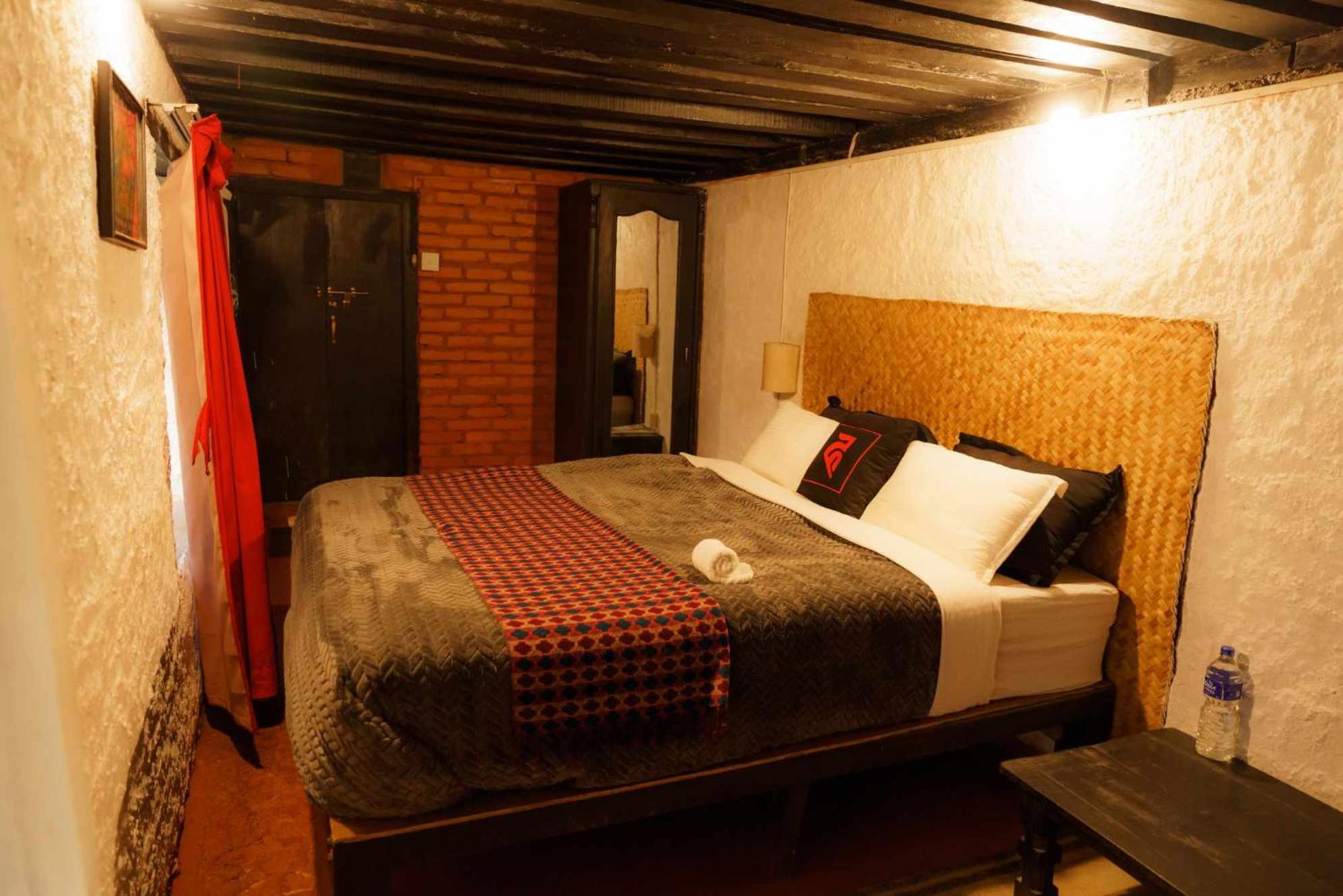 Hira Guest House Lalitpur Ngoại thất bức ảnh