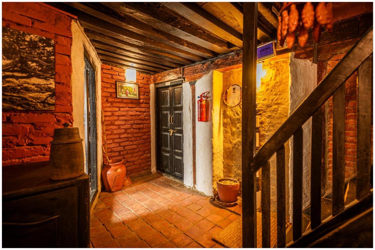 Hira Guest House Lalitpur Ngoại thất bức ảnh